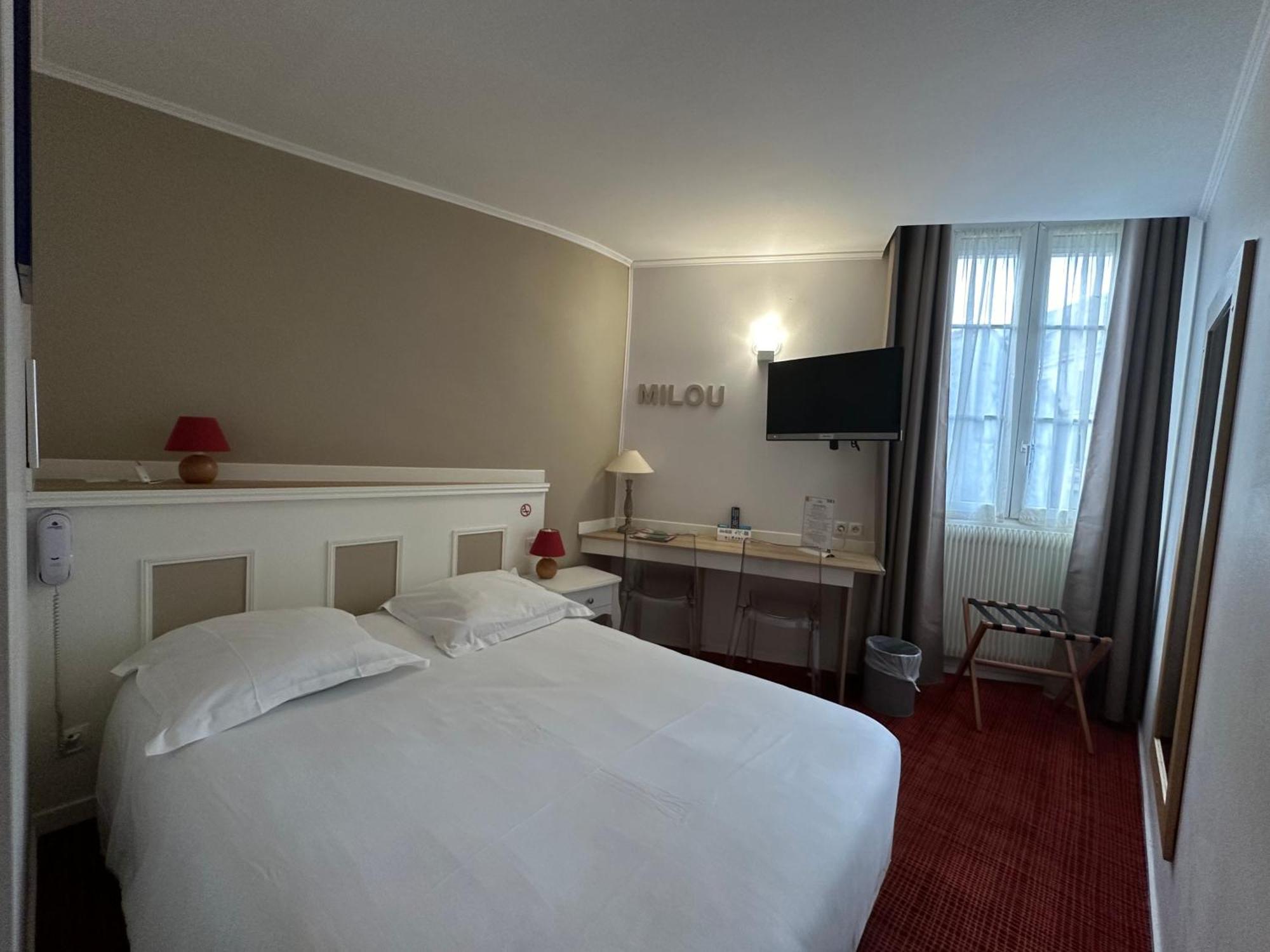 Logis Hotel Restaurant Le Monarque Blois Zewnętrze zdjęcie