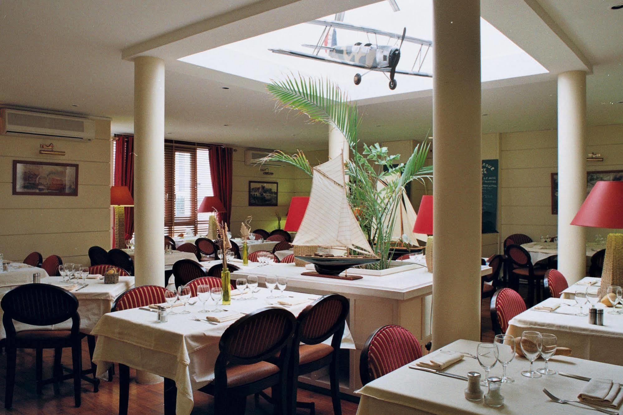 Logis Hotel Restaurant Le Monarque Blois Zewnętrze zdjęcie